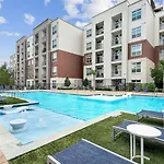 Secure Space Near Memorial Lake View Gym Pool Wd
