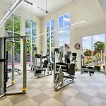 Secure Space Near Memorial Lake View Gym Pool Wd