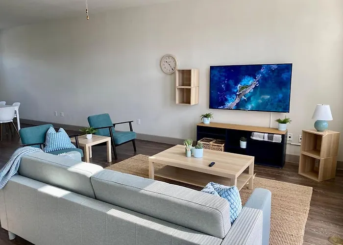 Secure Space Near Memorial Lake View Gym Pool Wd