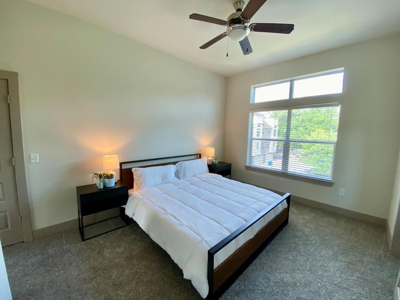 Secure Space Near Memorial View Gym Pool Wd Holiday home