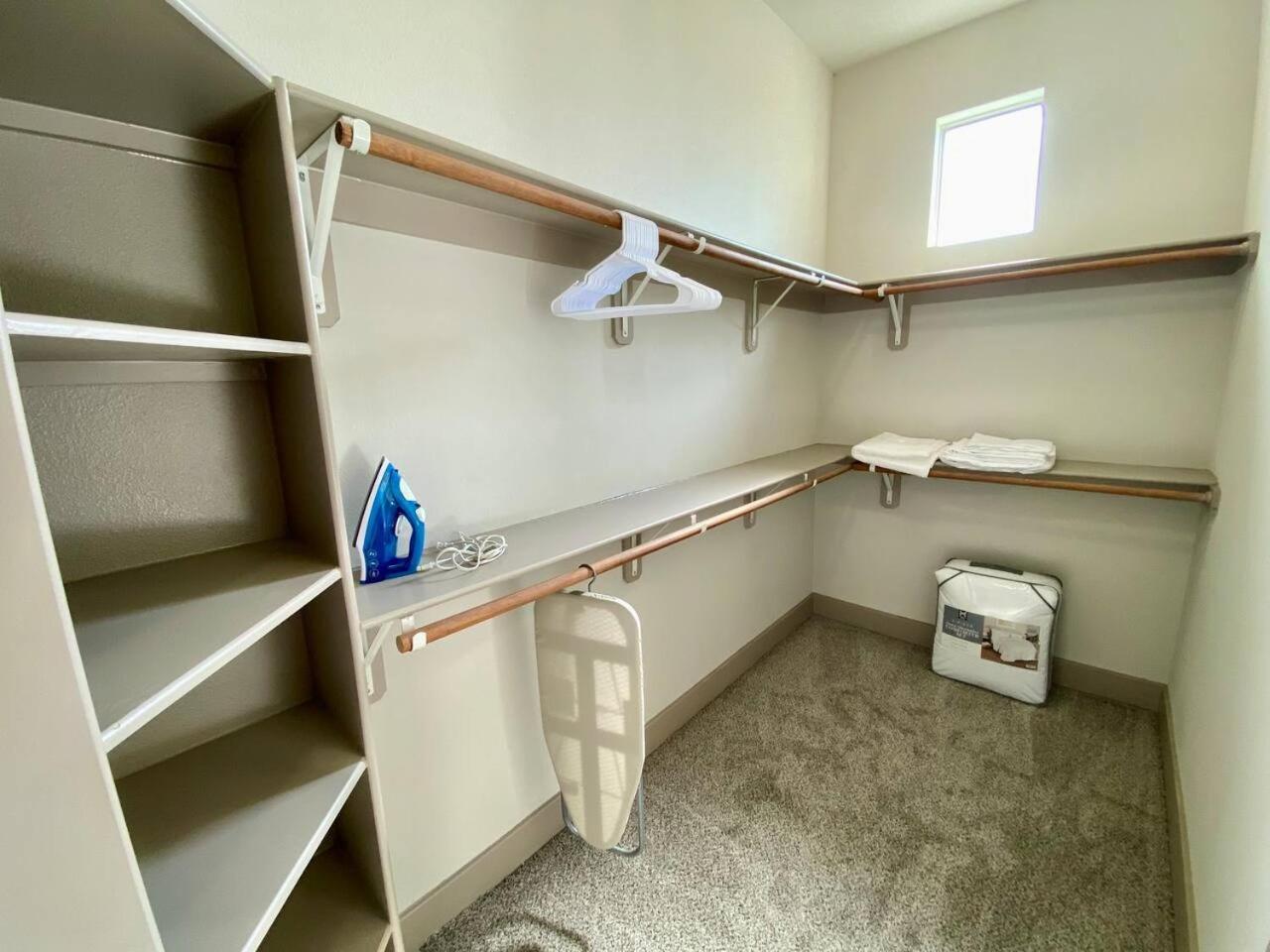 Secure Space Near Memorial View Gym Pool Wd