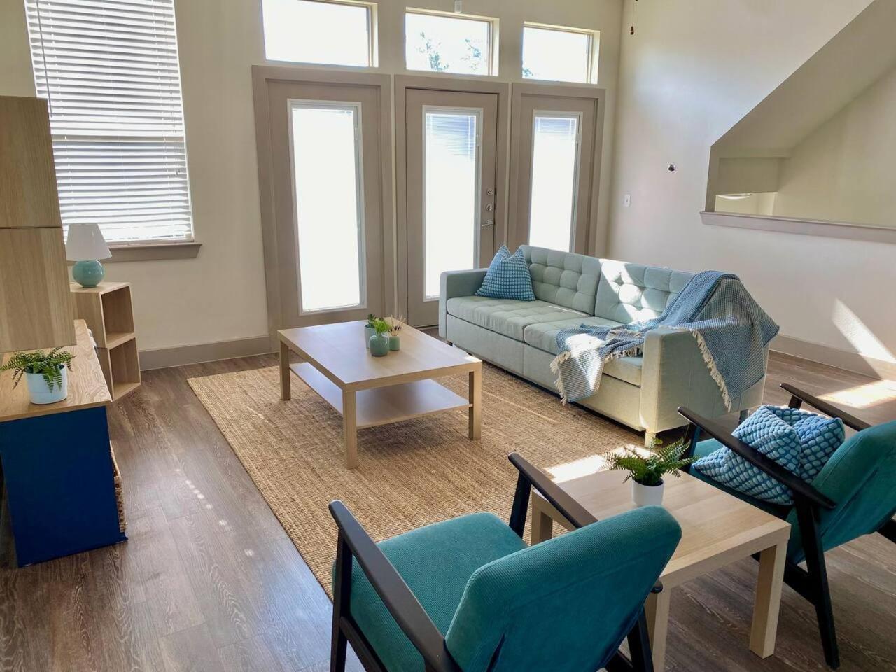 Secure Space Near Memorial View Gym Pool Wd Holiday home *